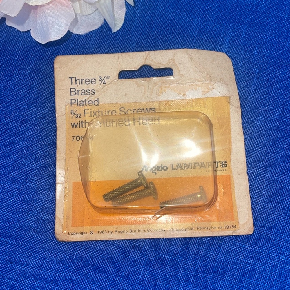Angelo Lamparts Three 3/4” Brass Plated 8/32 Fix Screws W/ Knuled Head Vintage